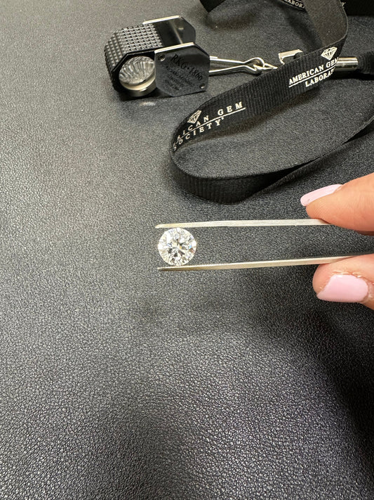 Lab-Grown vs. Natural Diamonds: Quality, Cost & Value Explained | Von T Fine Jewelry