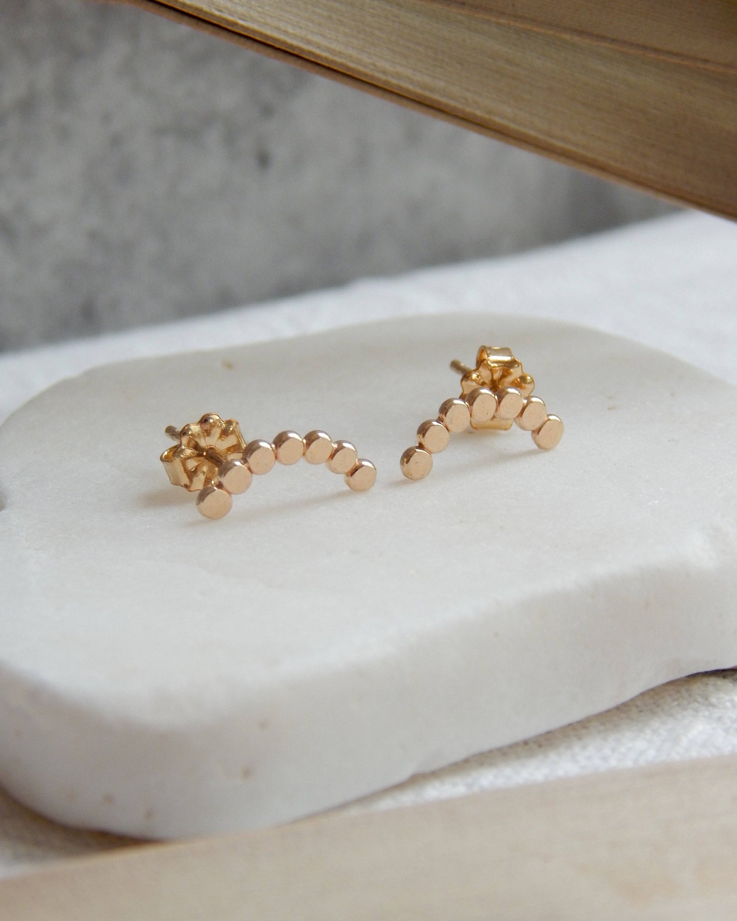 Pebble Arc Stud Earrings - 14k Gold Fill